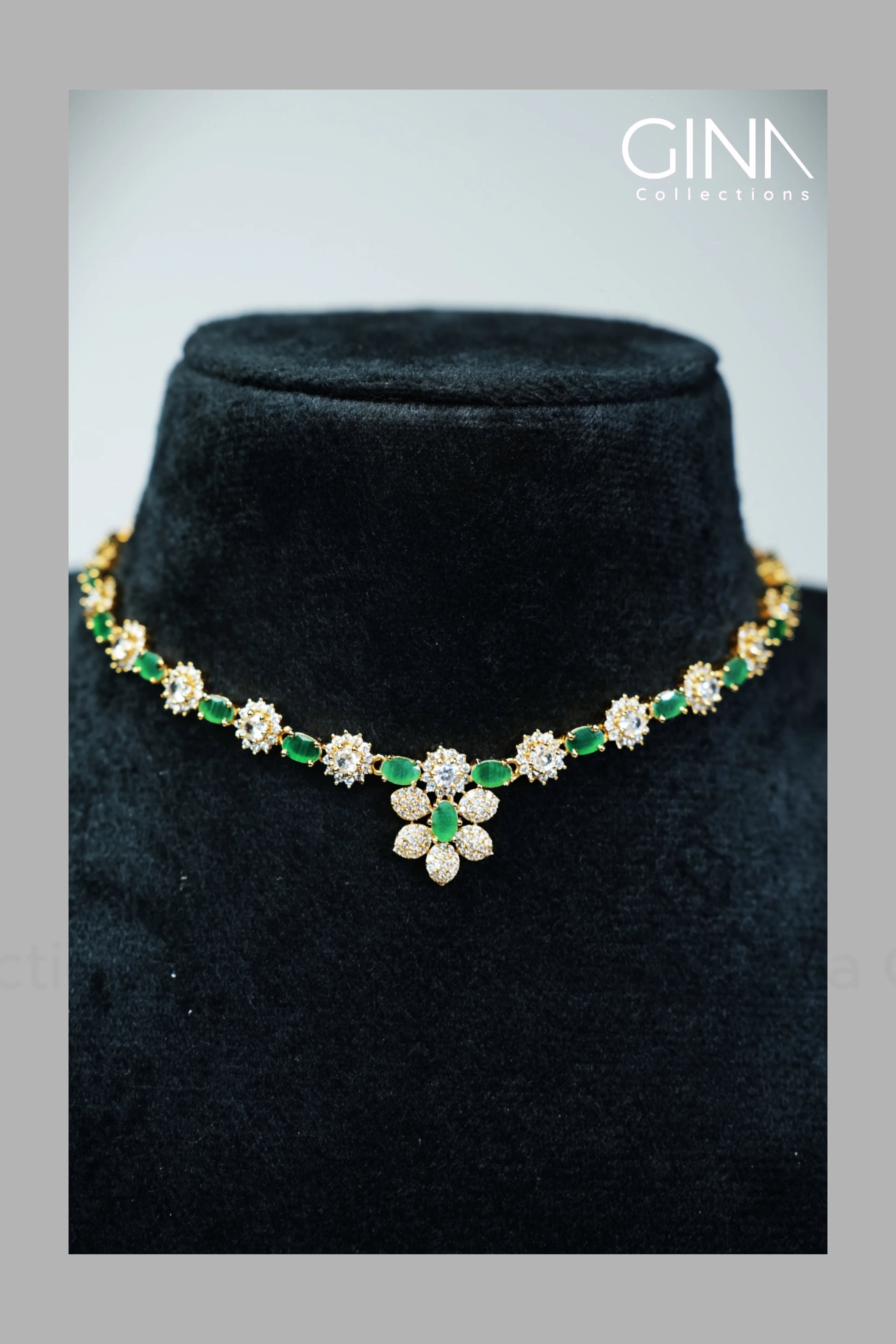 AD Emerald Floral short Necklace