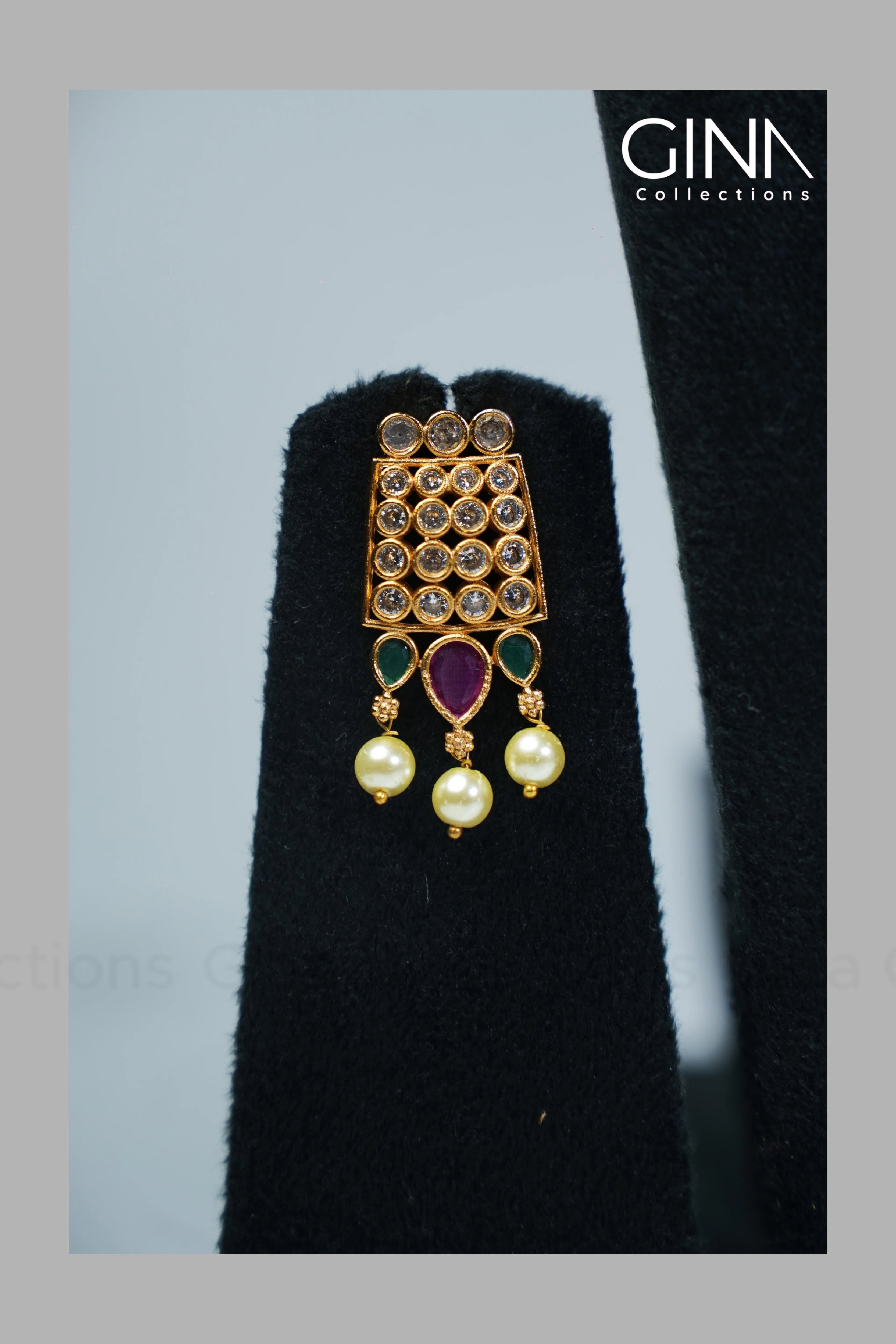 Antic Peacock Choker