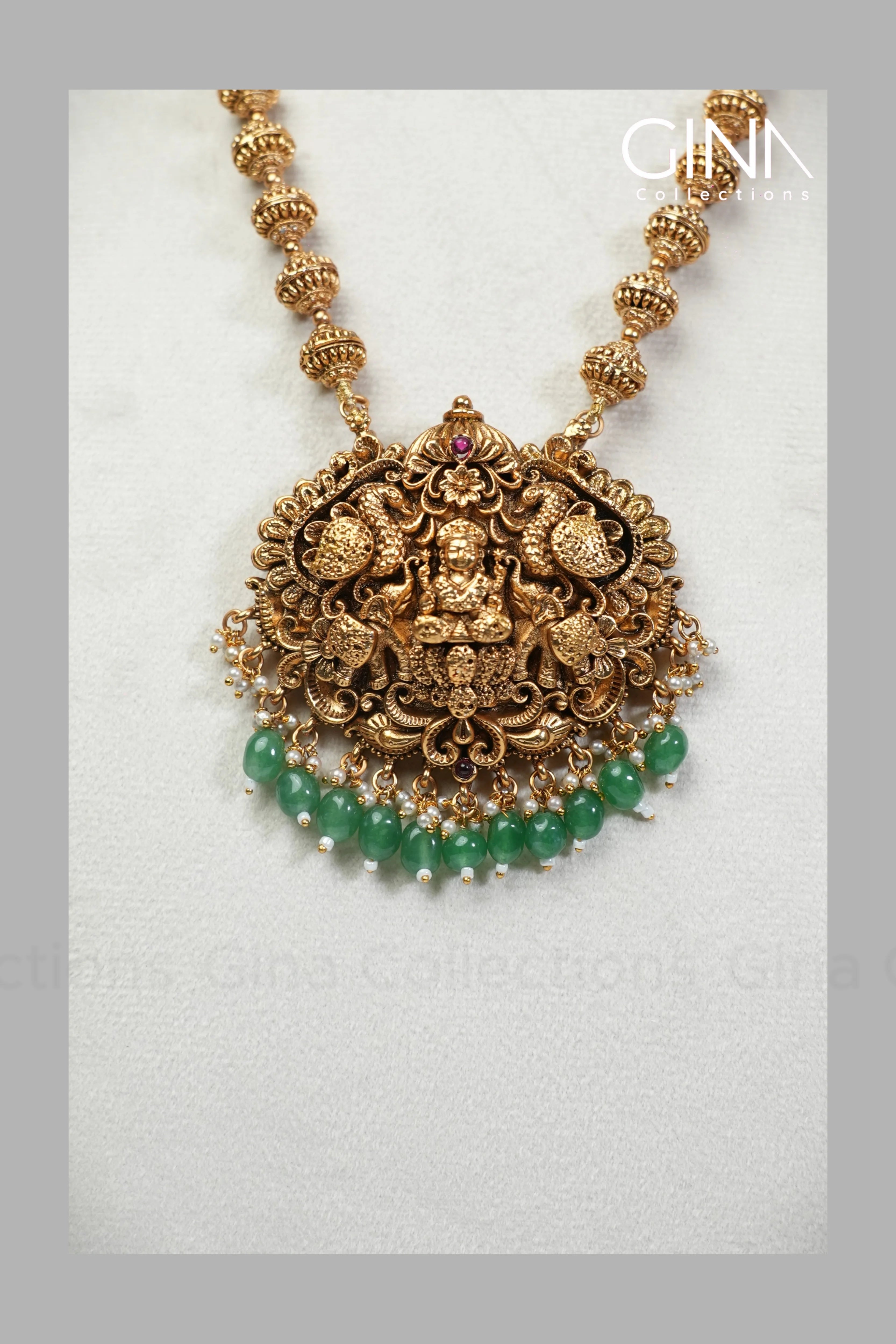 Elegant Temple Wedding Necklace