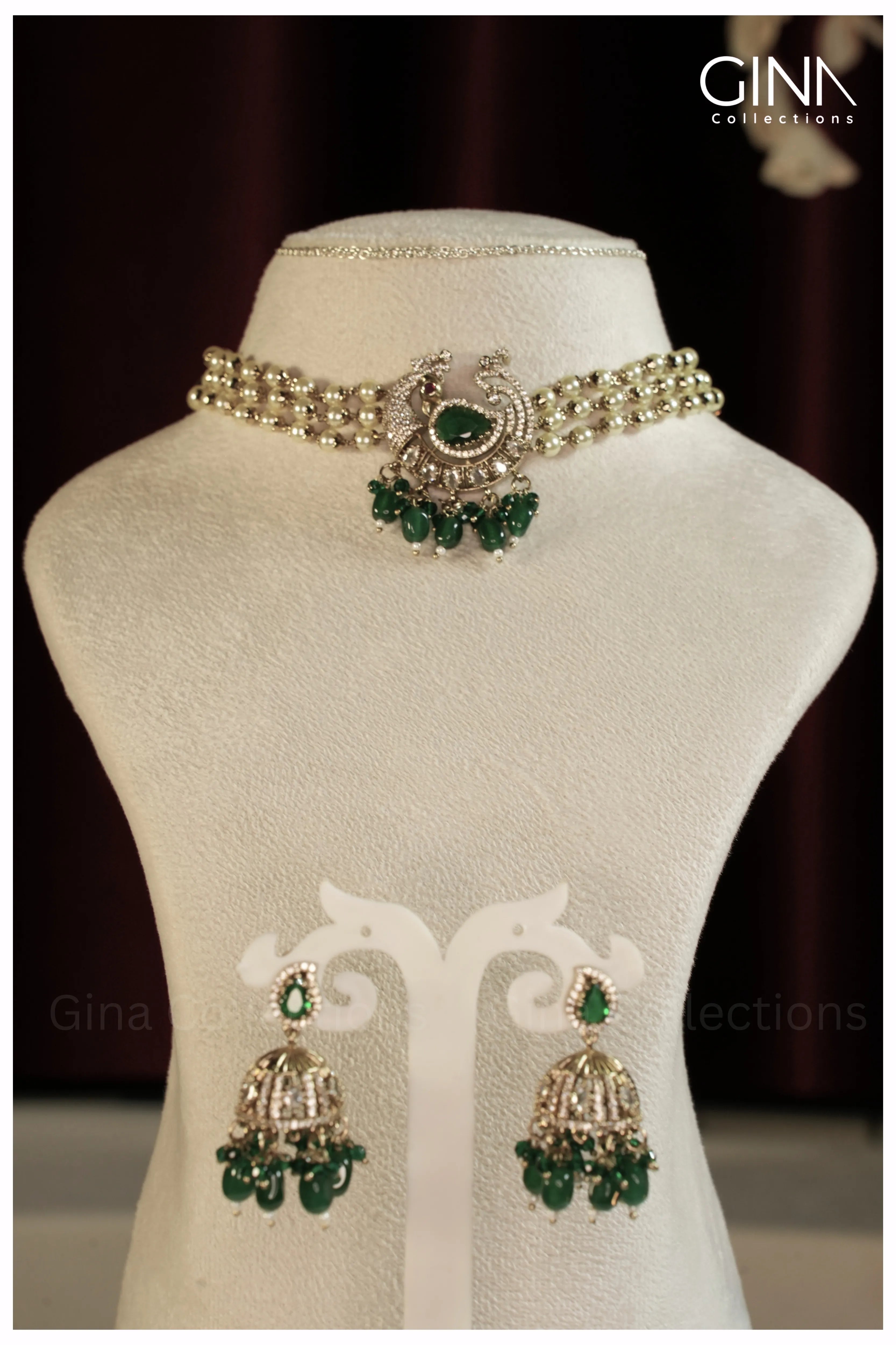 Mayuri Pearl Choker Emerald