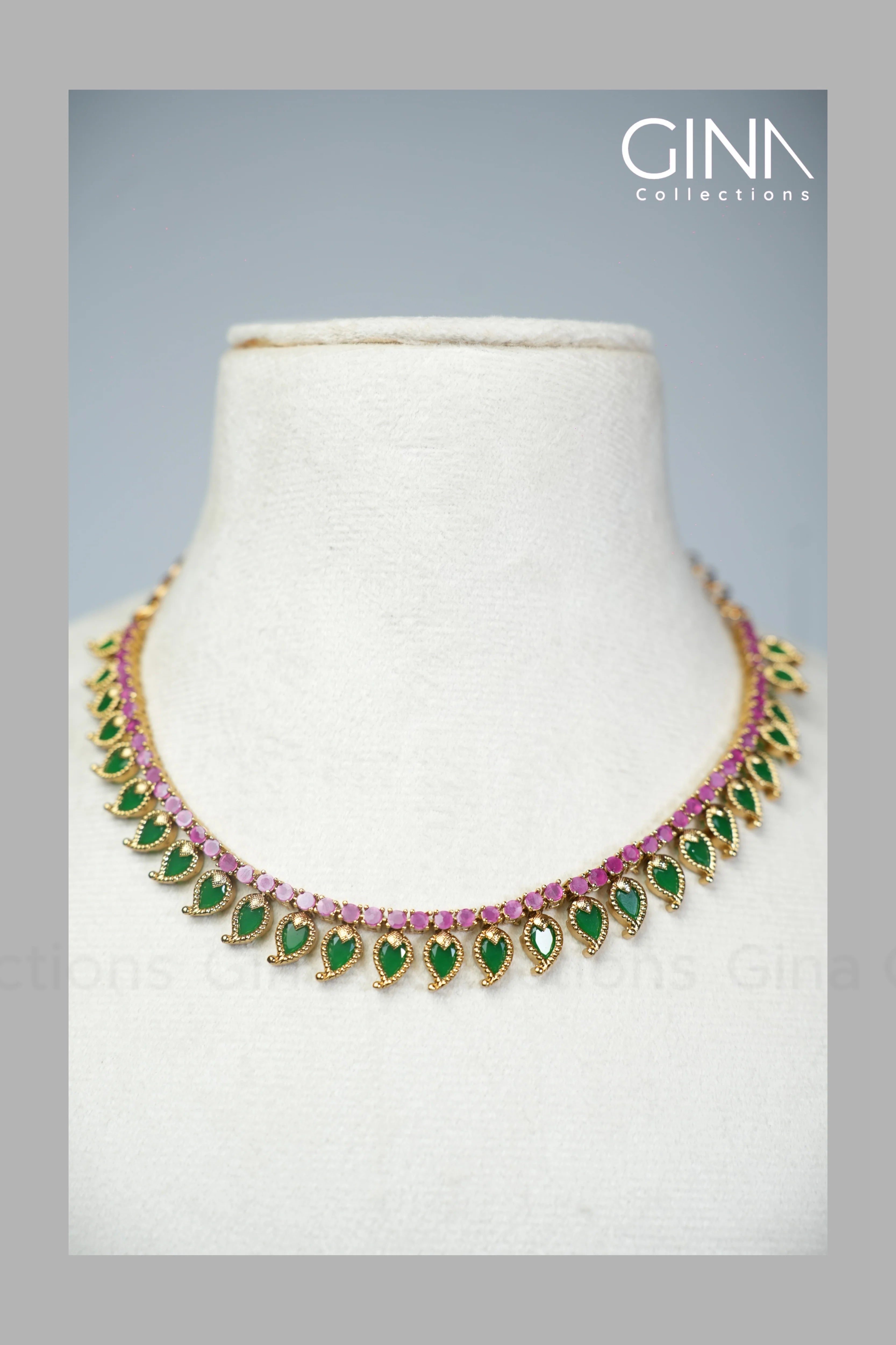Palaka Short Necklace