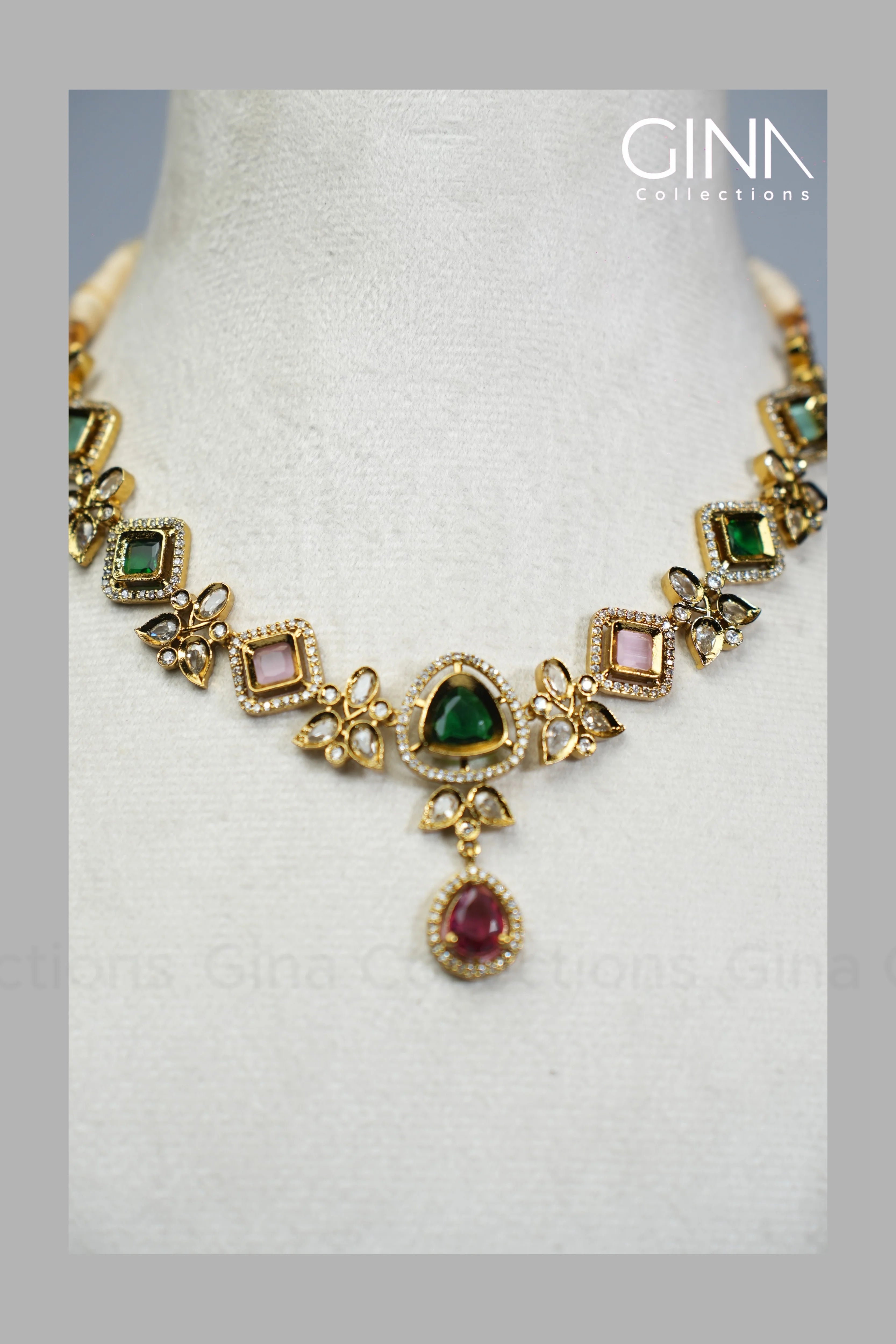 Sparkling AD Stone Victorian Style Necklace