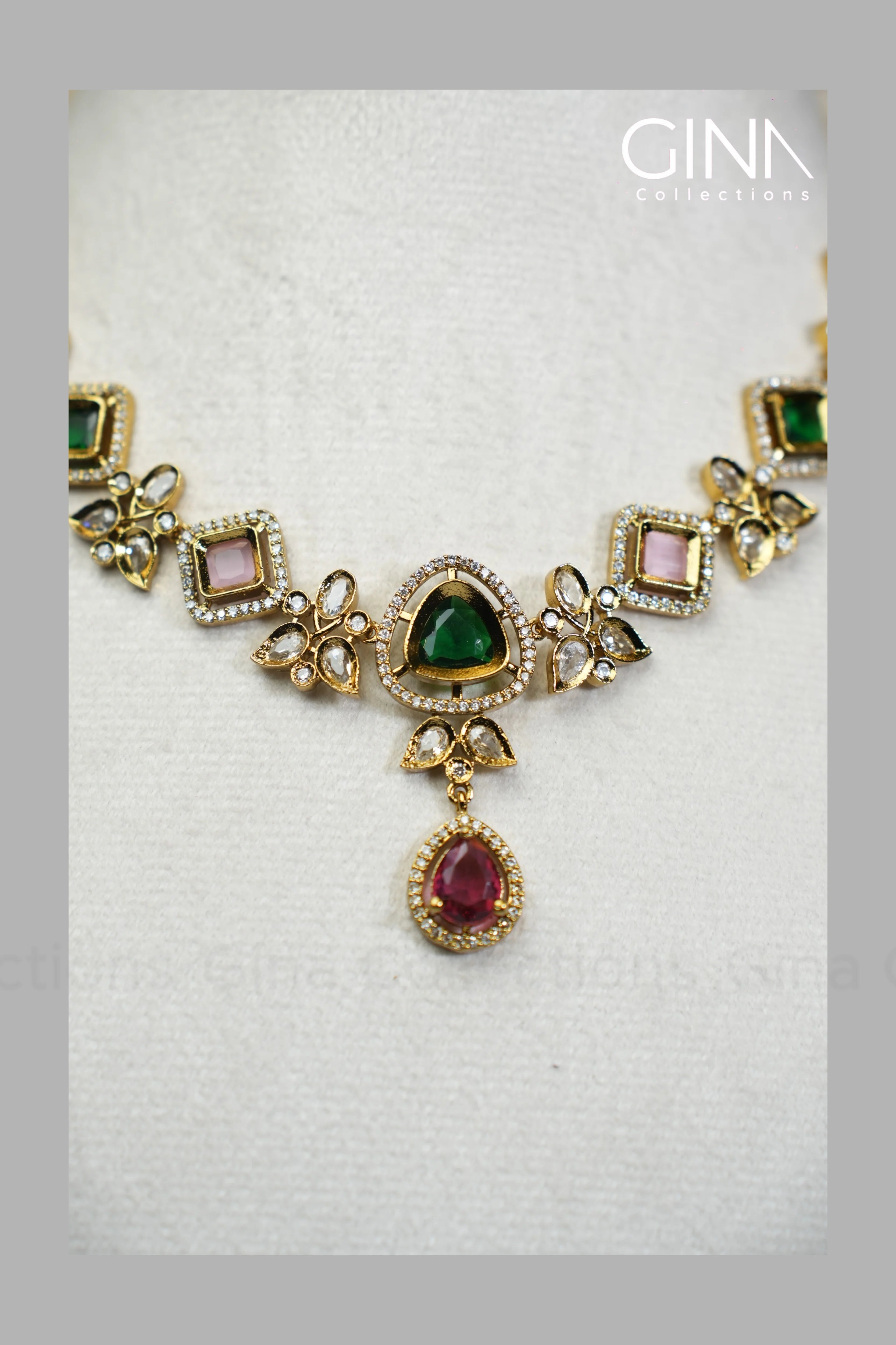 Sparkling AD Stone Victorian Style Necklace