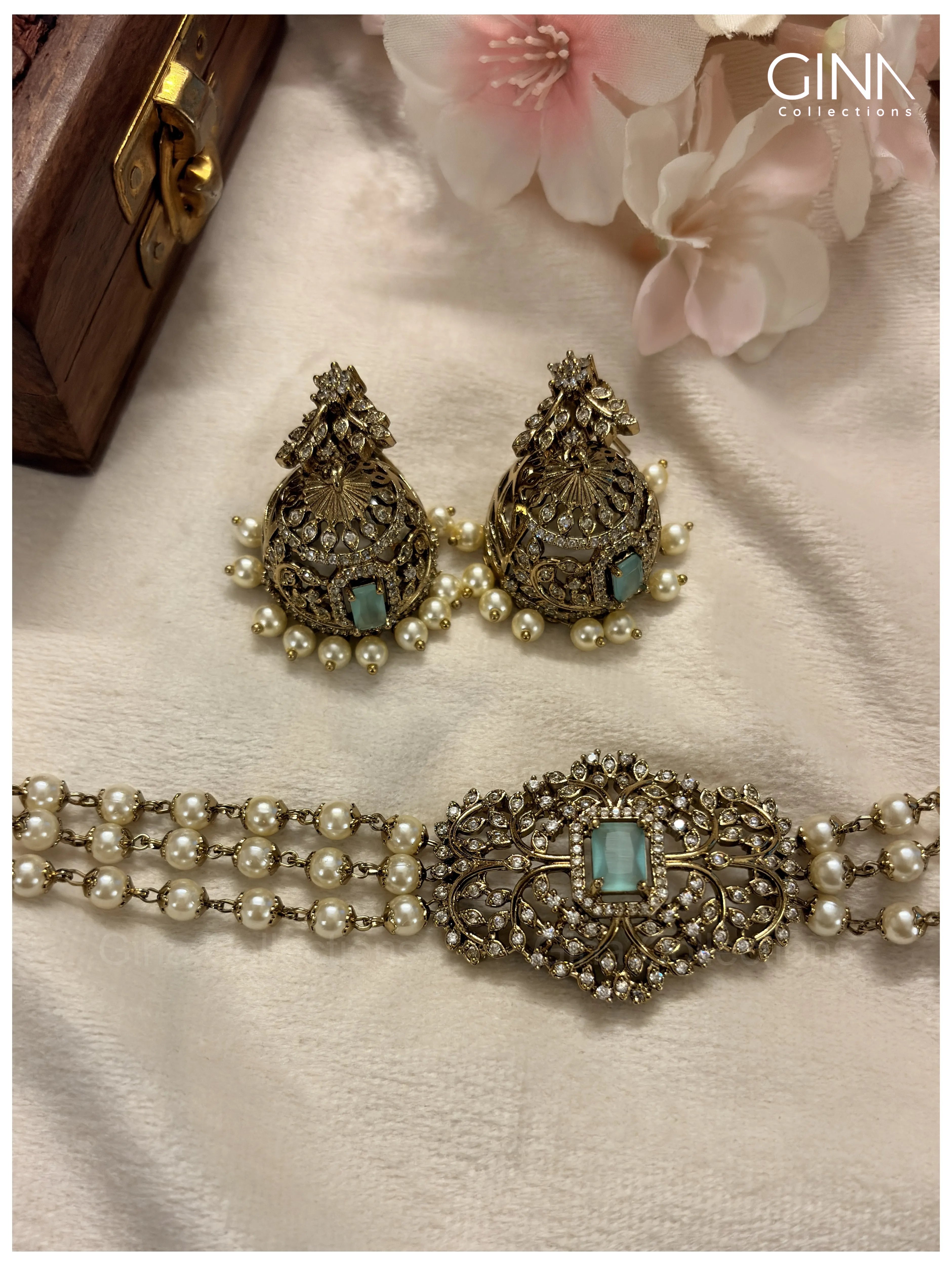 Three Layers Pearl Choker with Square Sea Green Stone