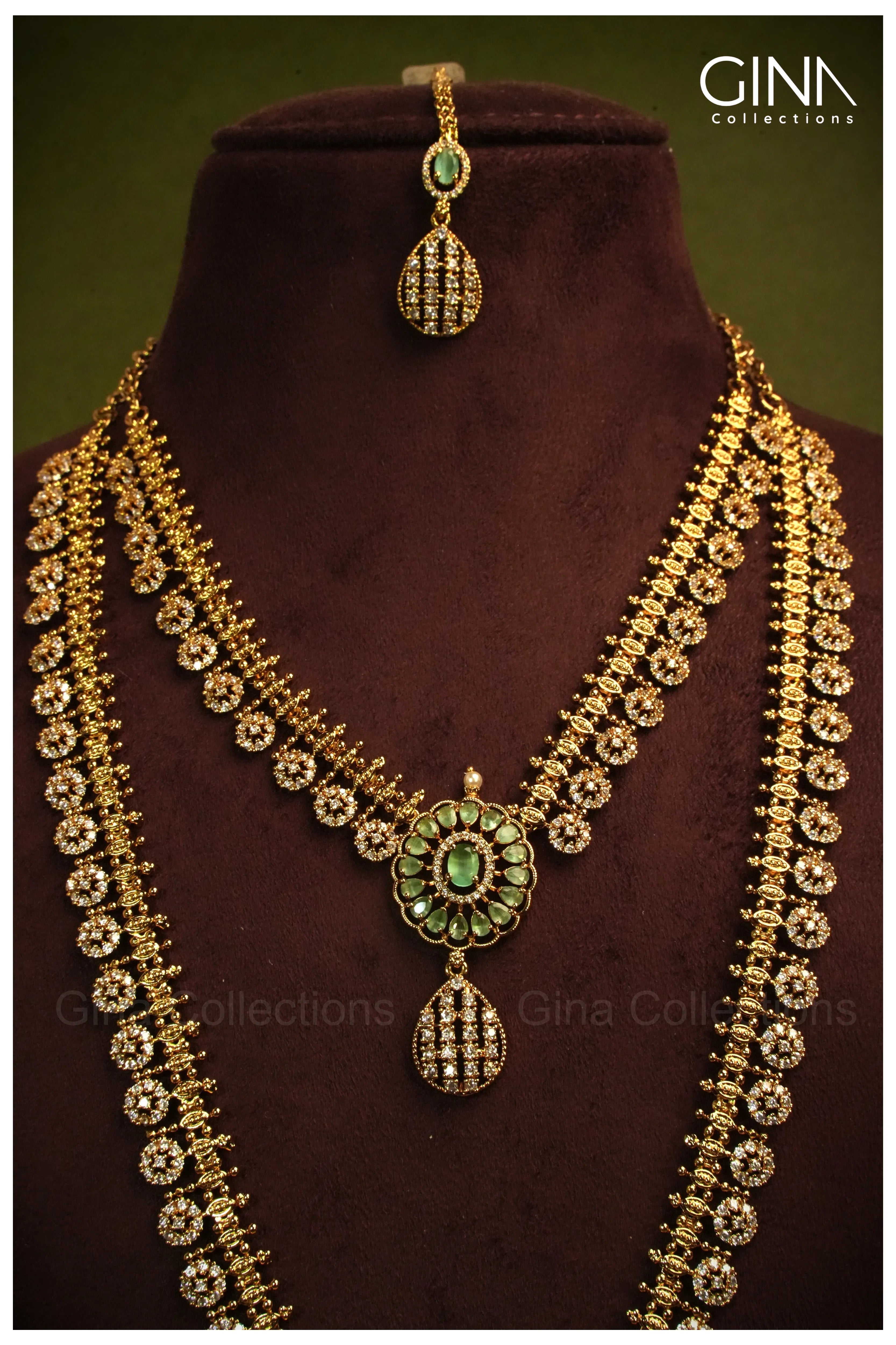 Bridal Set with Zircon and Emerald Stone embelishments