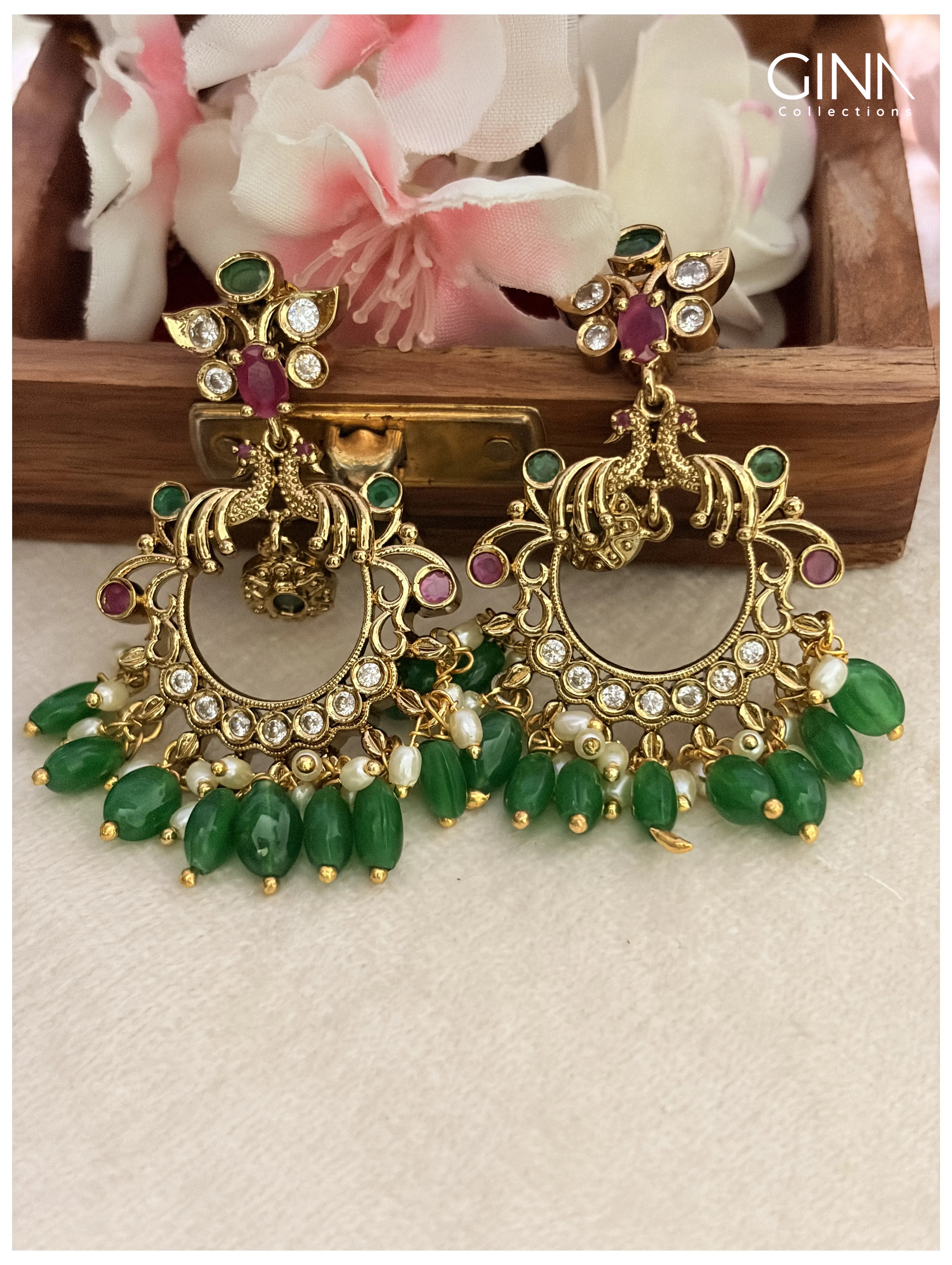 Twin Mayuri Chandbali