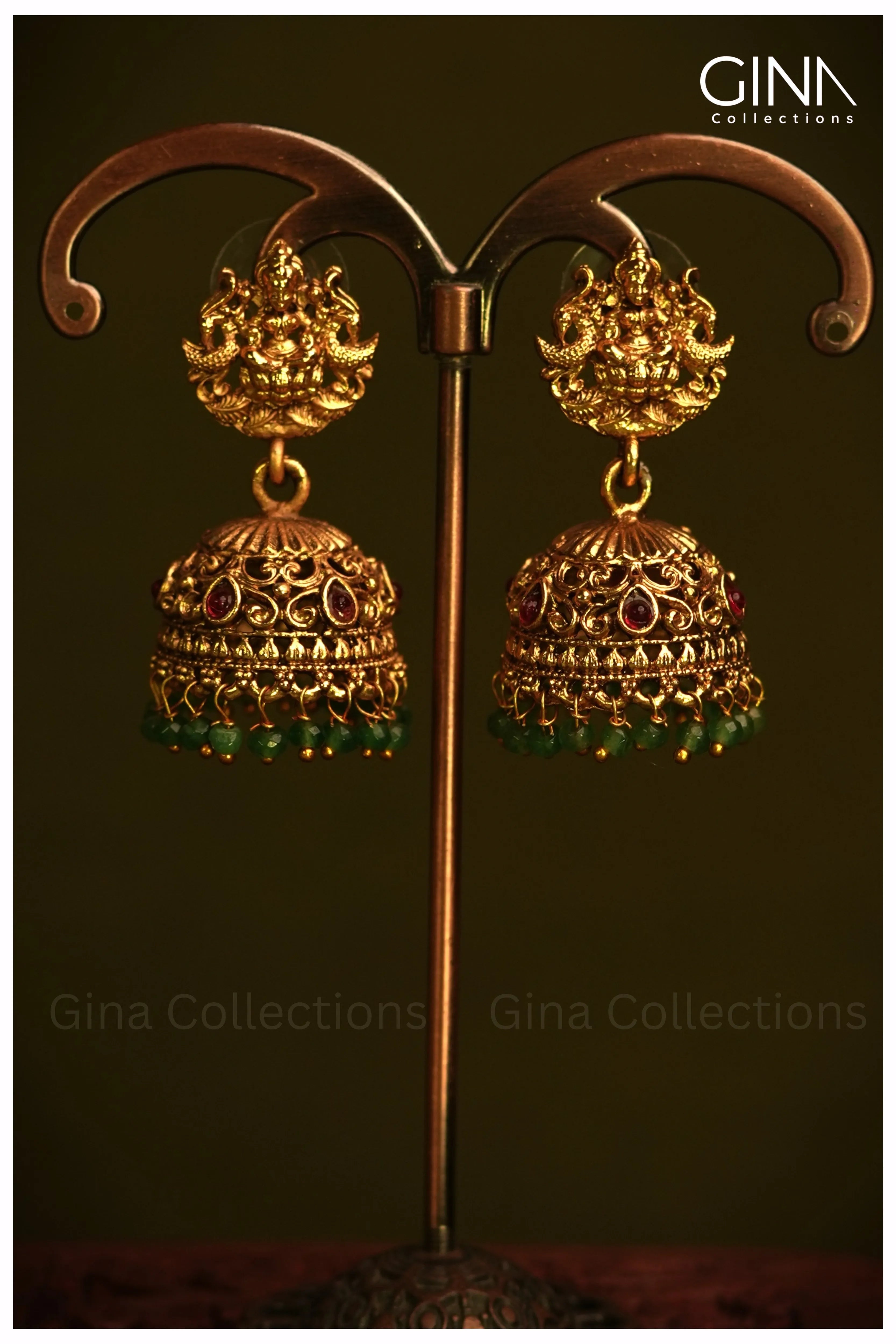 Lakshmi Big Pendant with Emeralds Haram