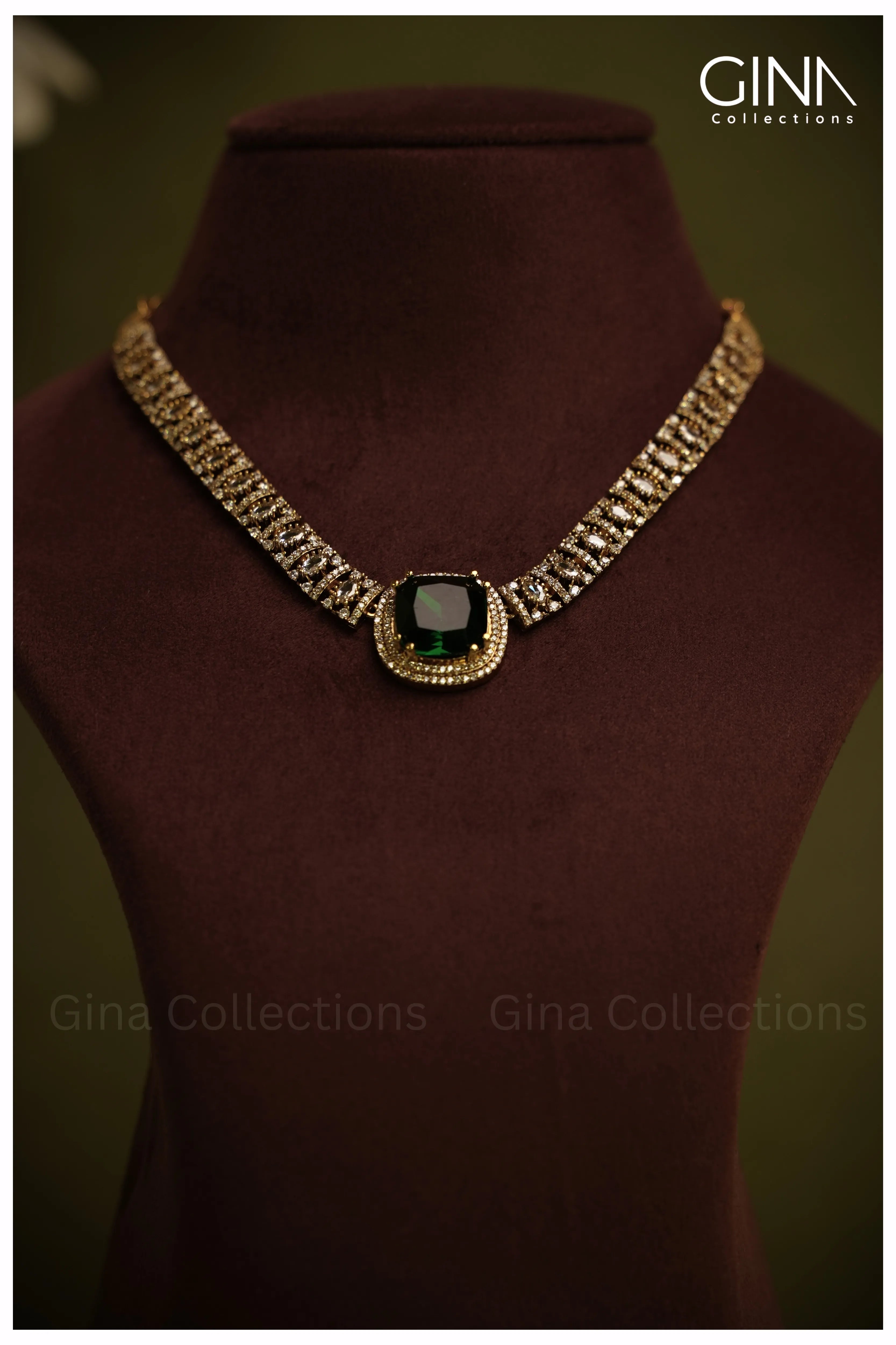 Square Emerald Pendant-Choker Cum Necklace