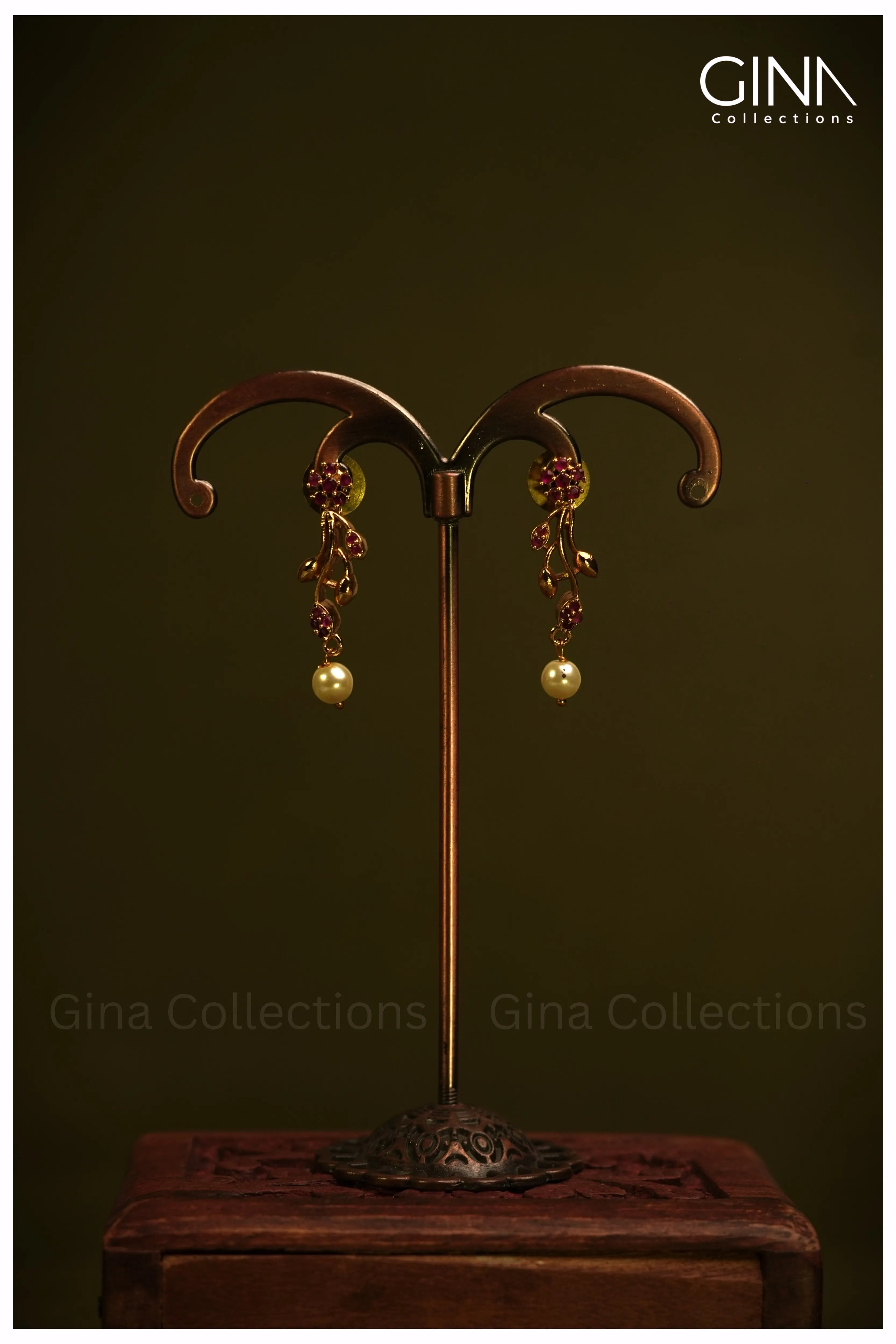 Ruby Floral Leaf AD Necklace
