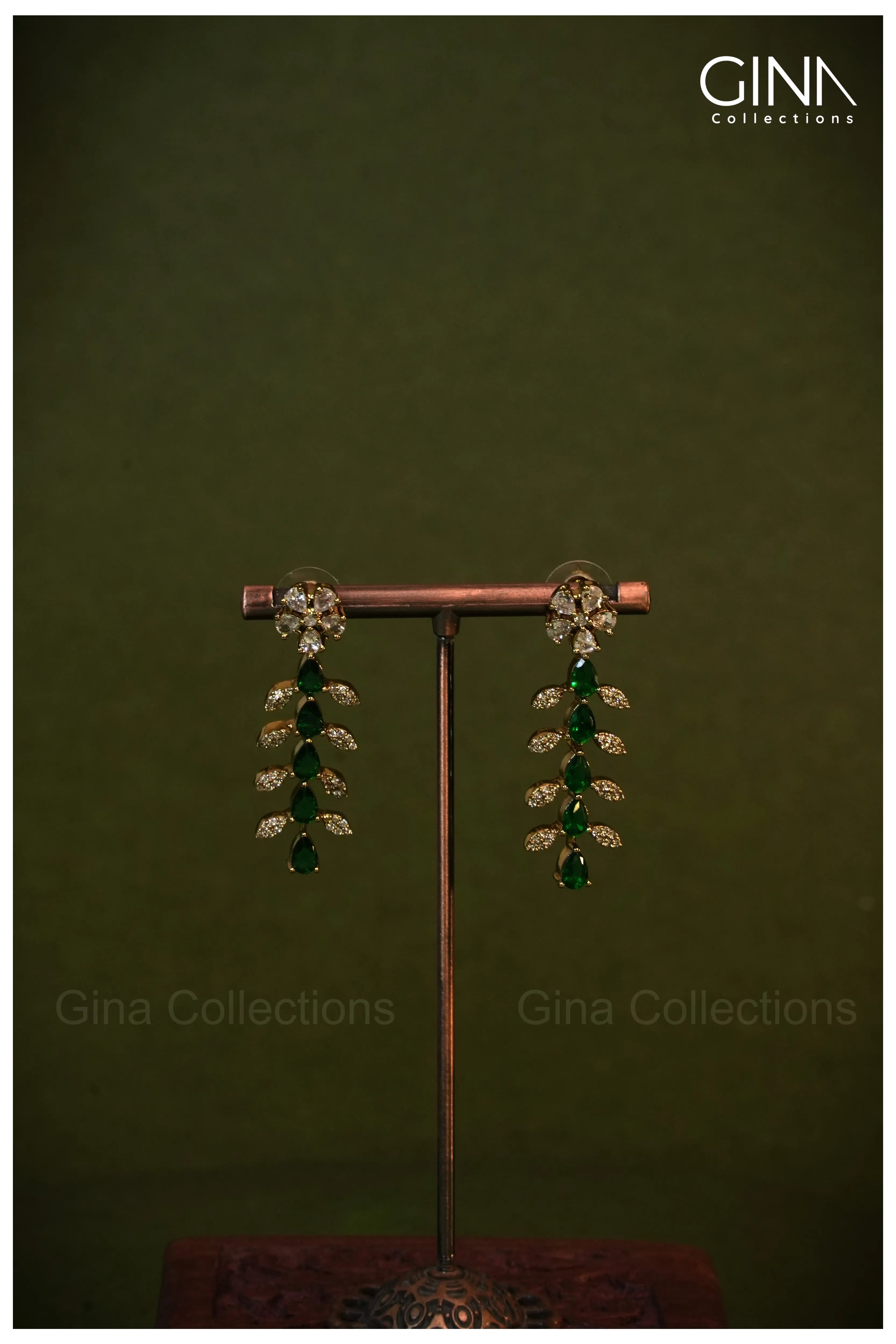 Emerald Plaid Elegant Necklace
