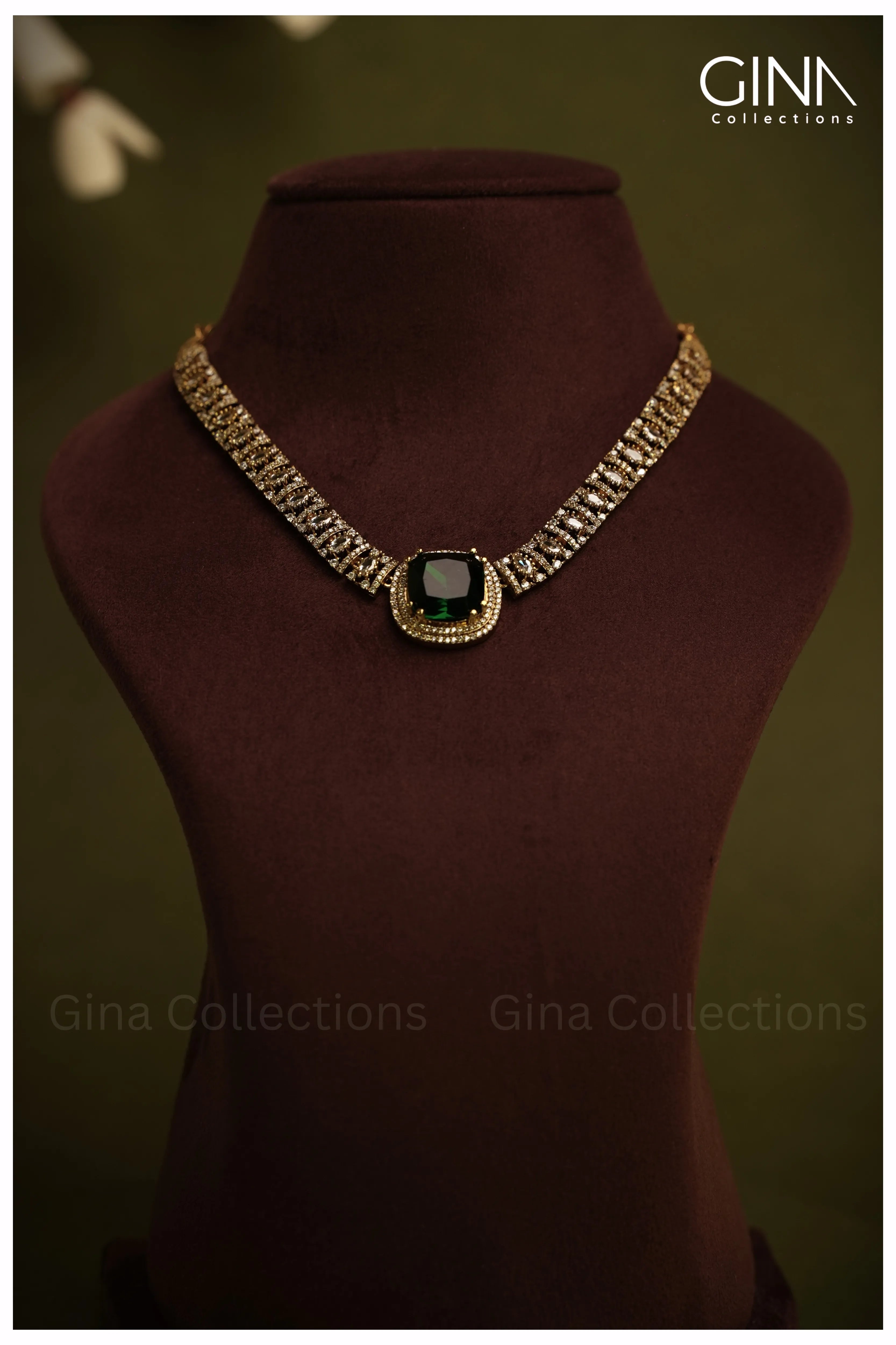 Square Emerald Pendant-Choker Cum Necklace