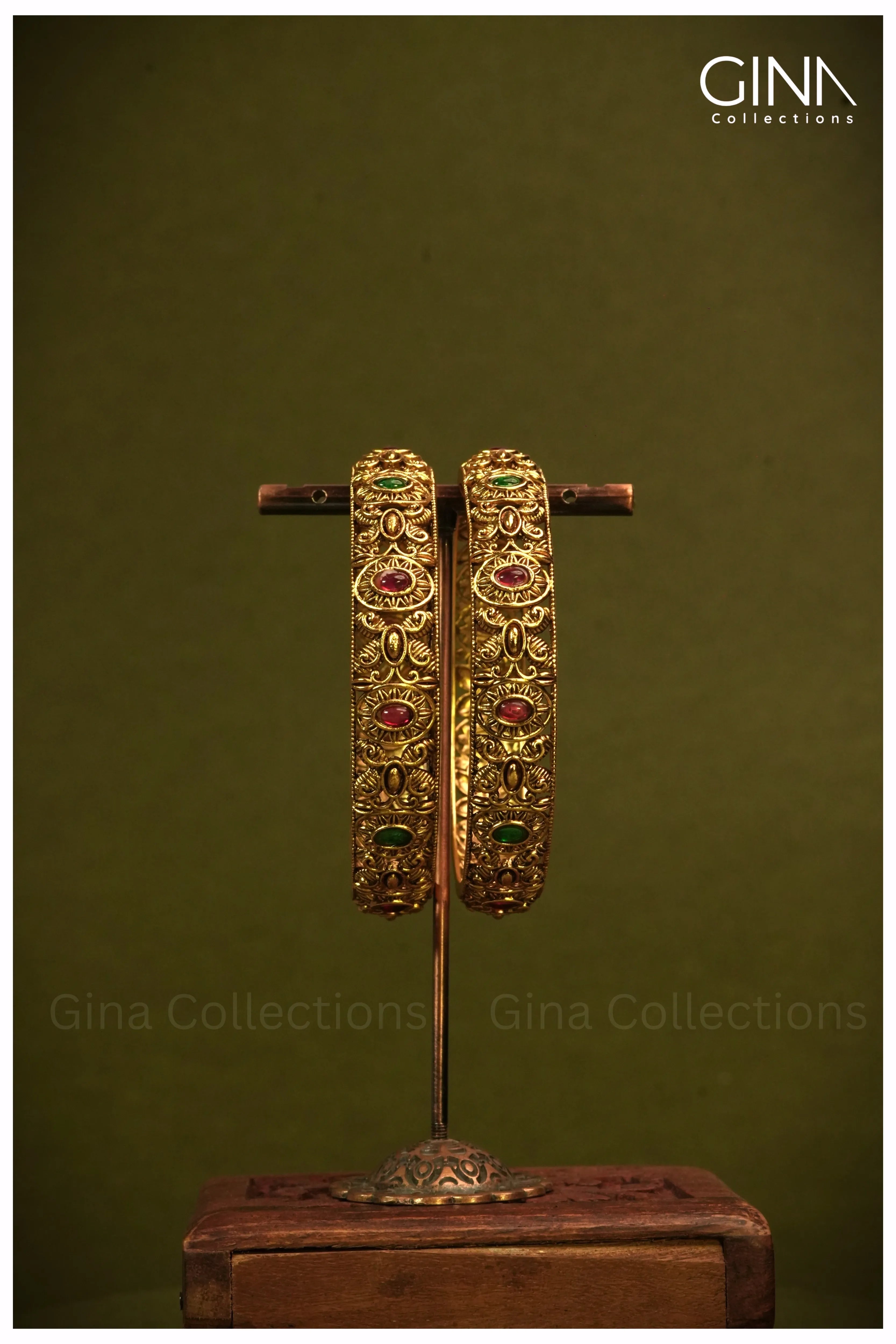 Antique Gold Plated Kangan Bangles
