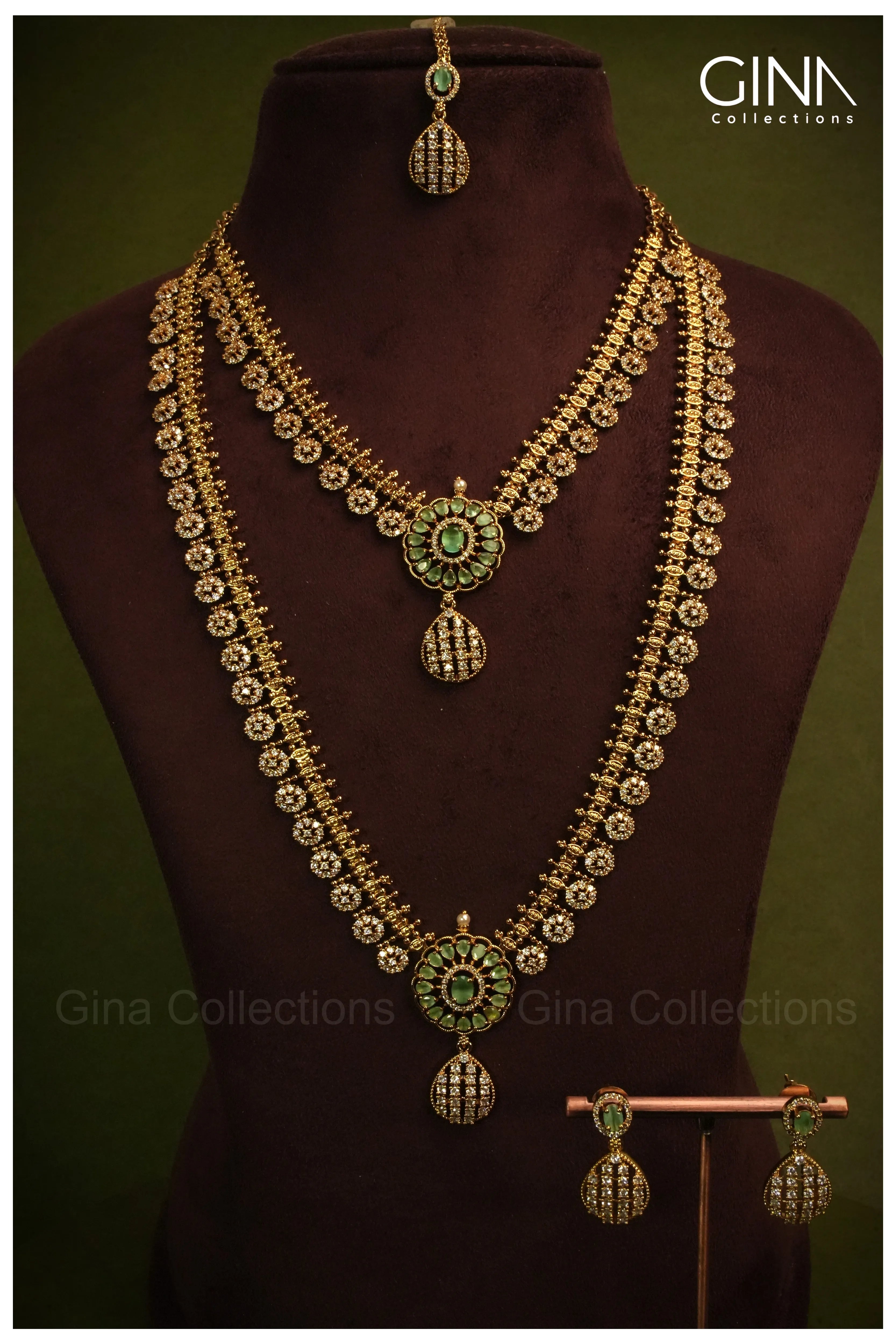 Bridal Set with Zircon and Emerald Stone embelishments
