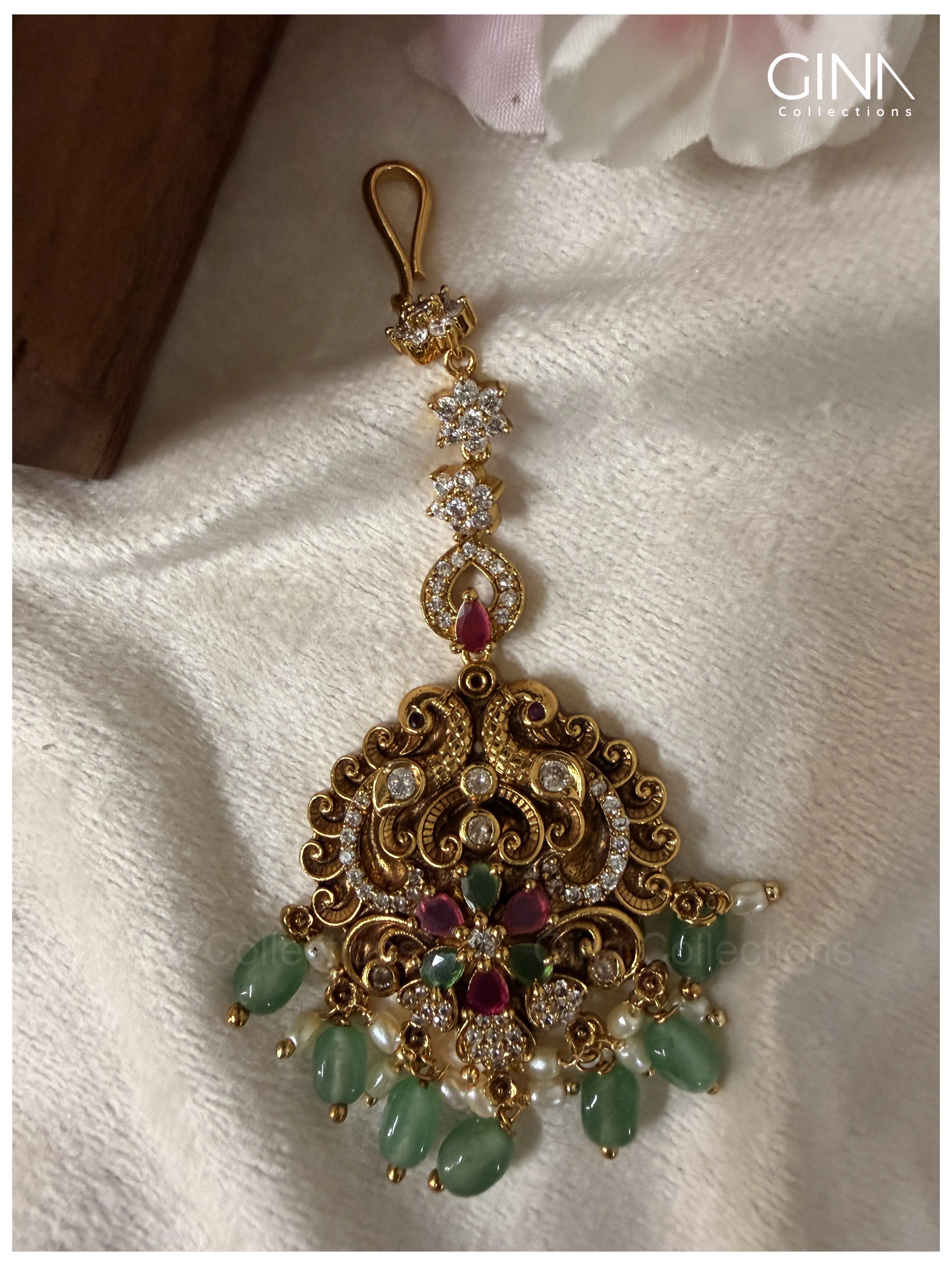 Antique Lakshmi Mayuri Maan Tikka