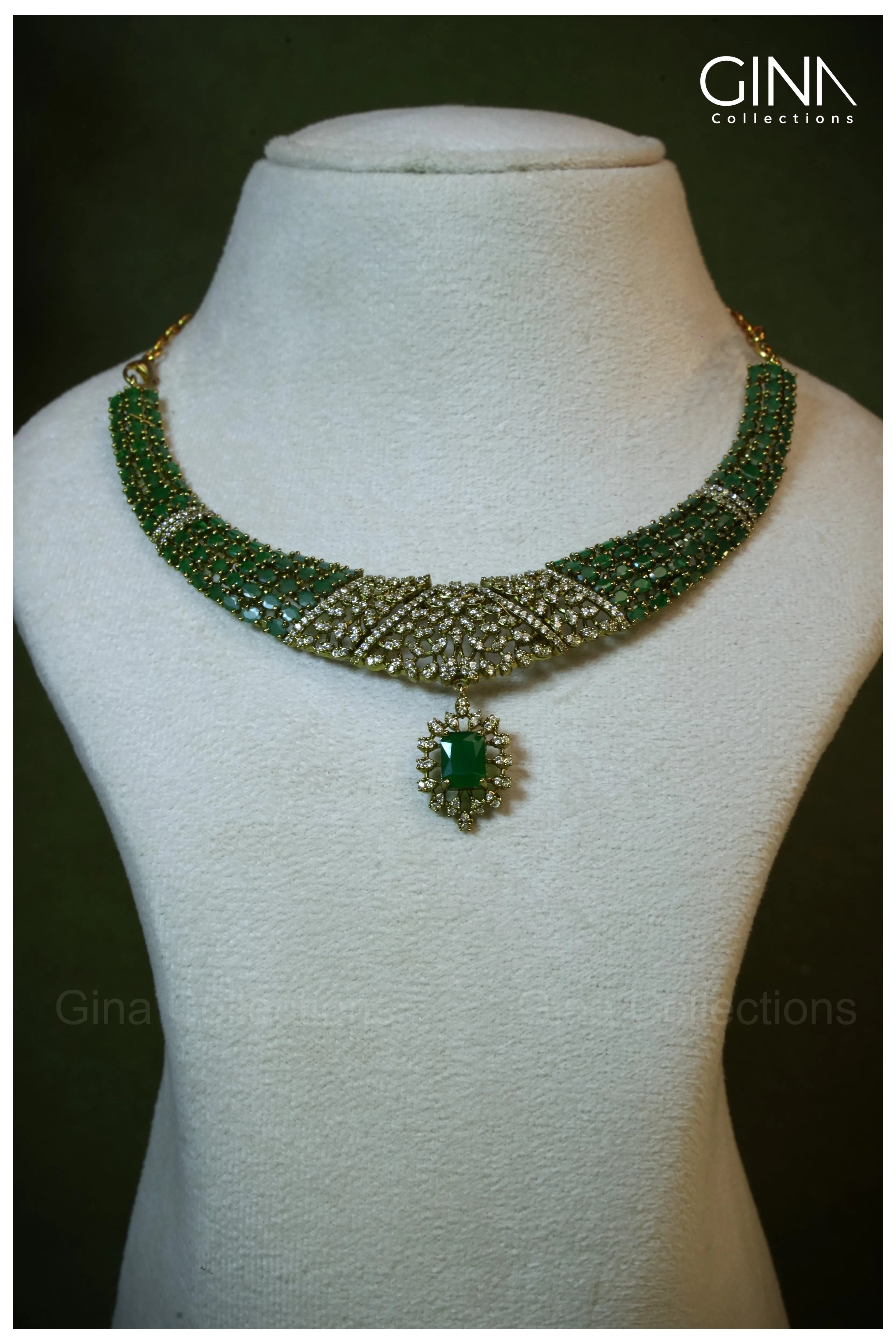 Elegant Emerald Hasli