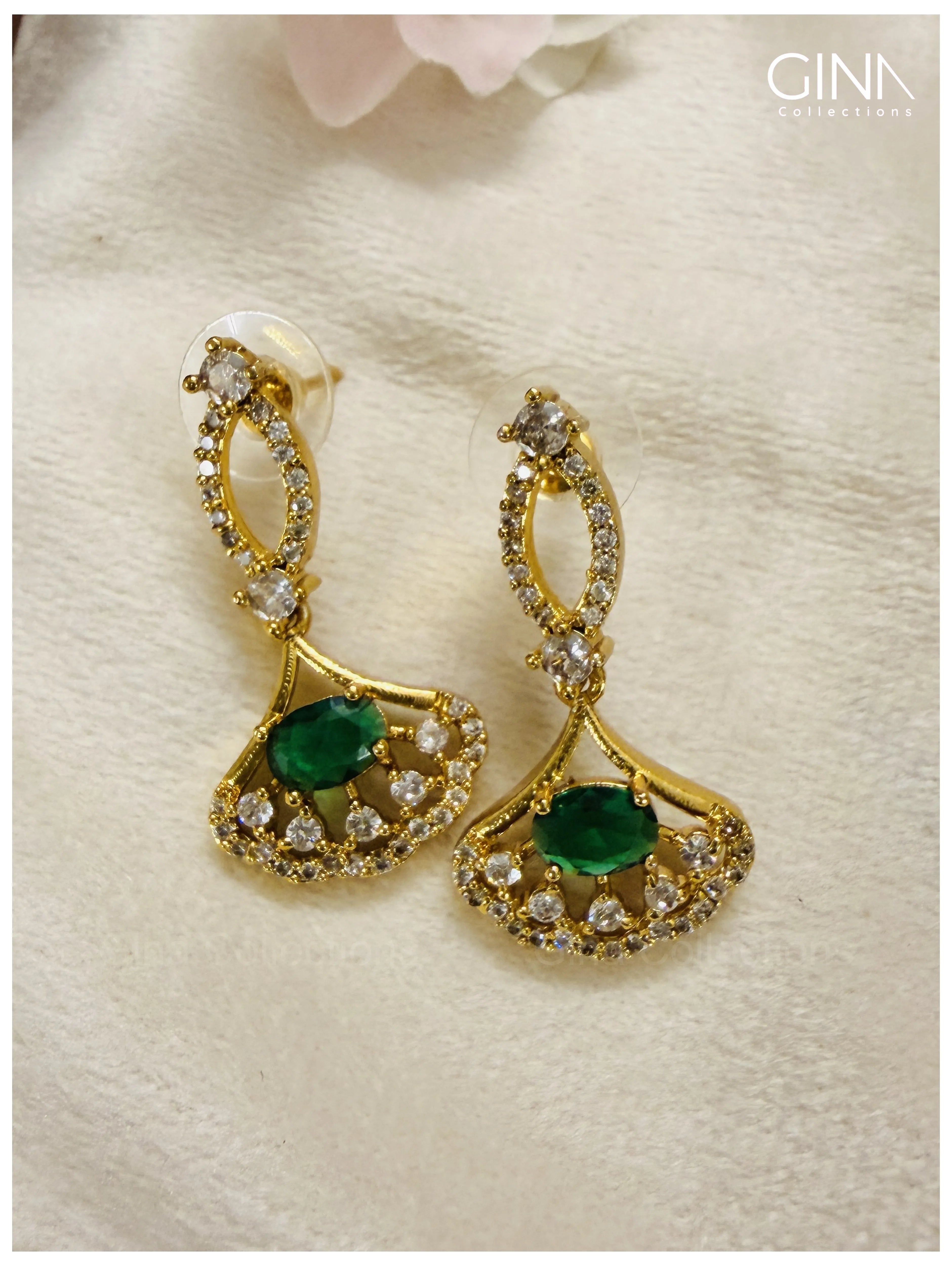 Emerald Fan Garland Necklace