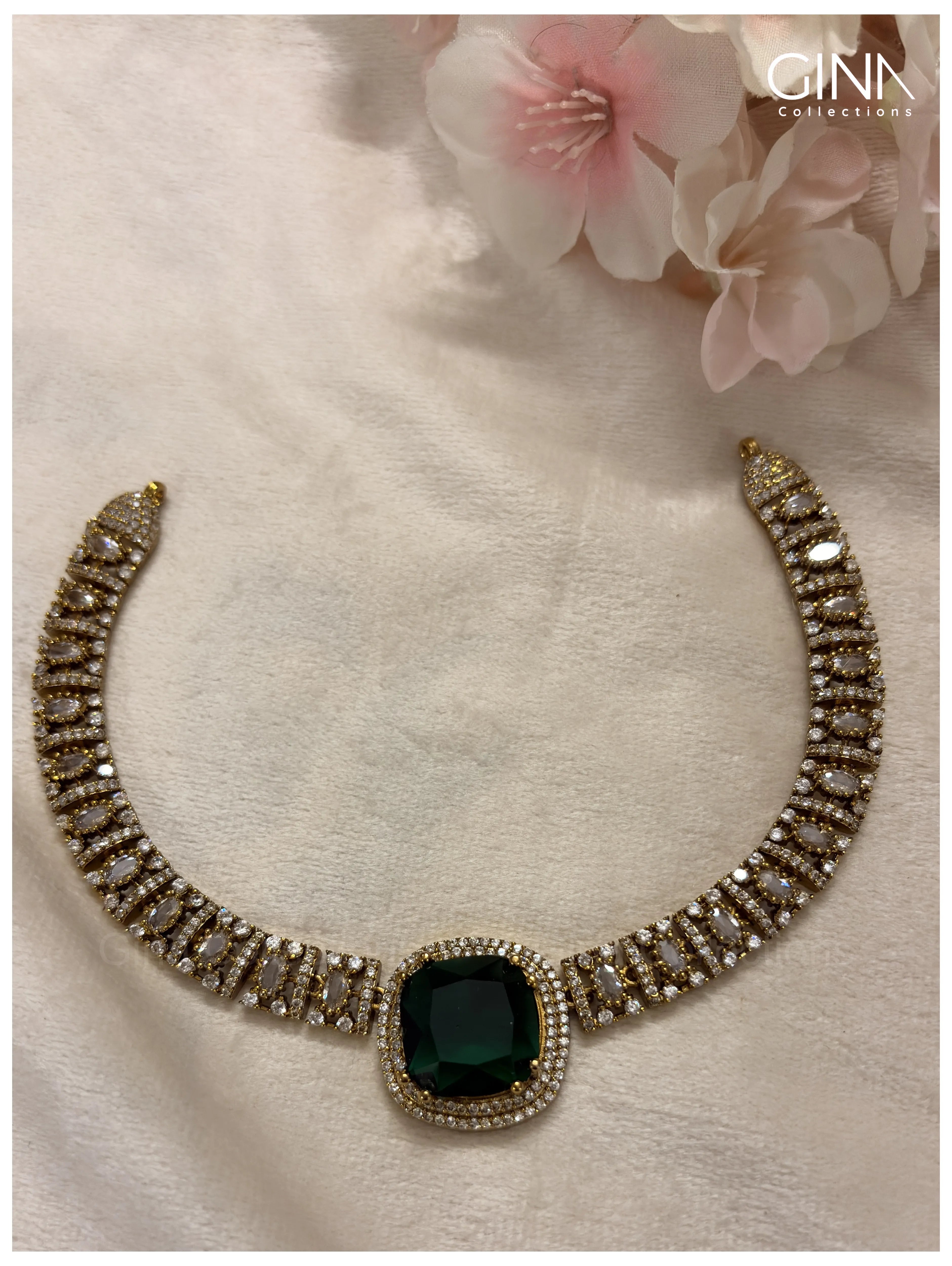 Square emerald Pendant - Choker cum Necklace