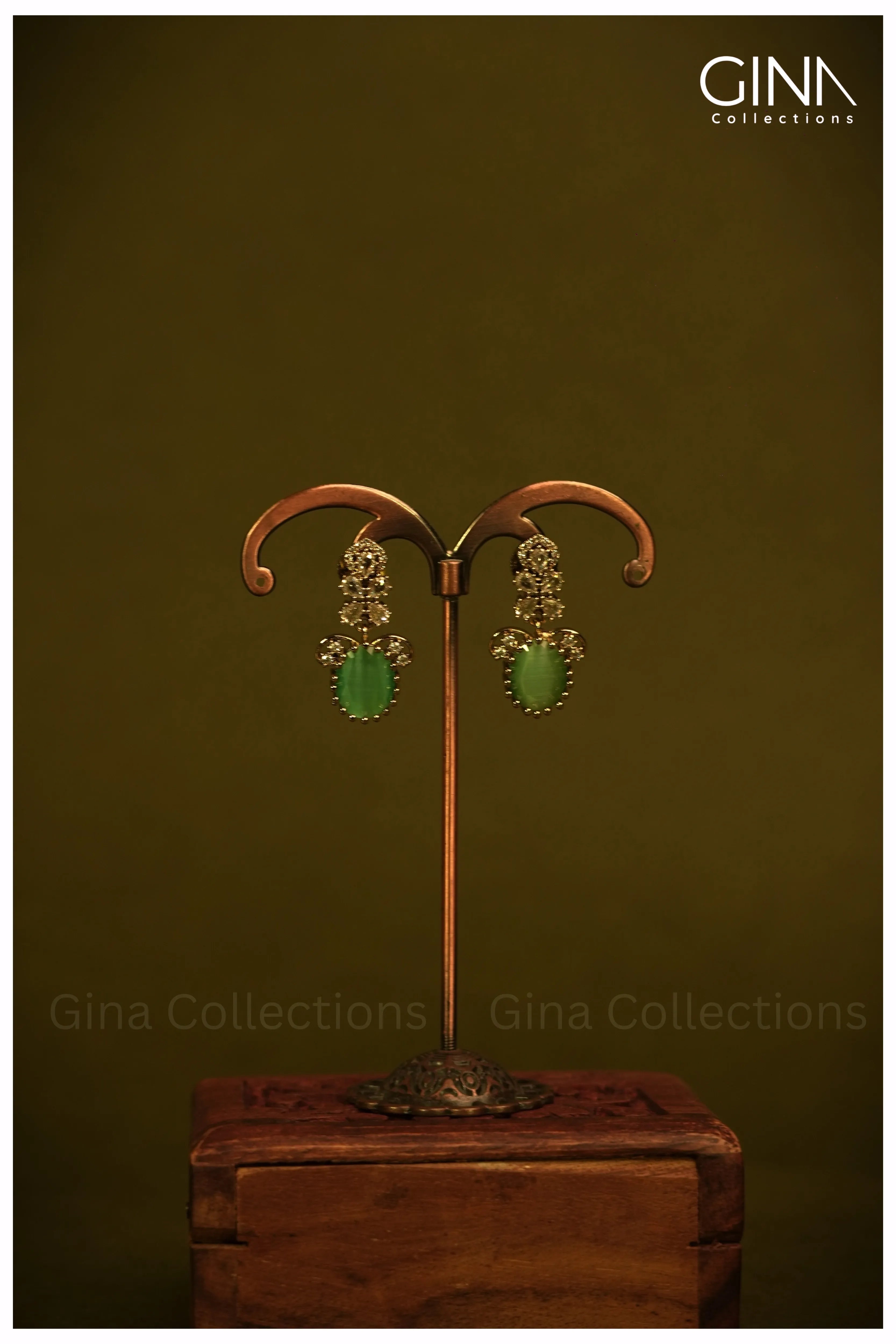 Emerald and Diamond Necklace Replica