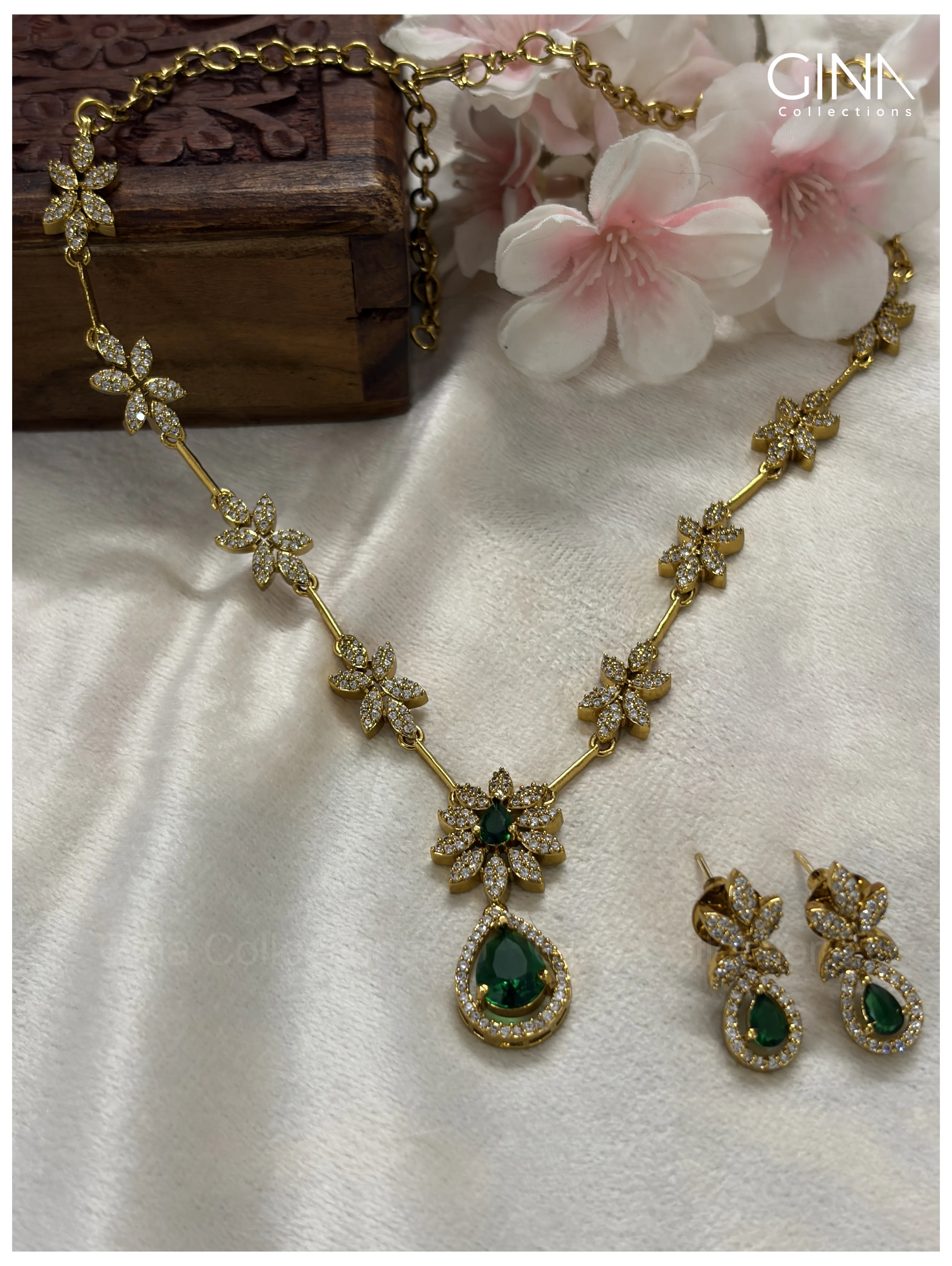 Emerald Raindrops Necklace